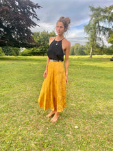 Load image into Gallery viewer, Vintage Silk Sari Skirt