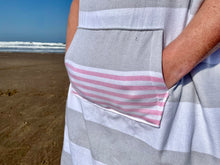 Load image into Gallery viewer, Filey Grey & Pink Drobe