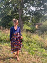 Load image into Gallery viewer, Vintage Sari Silk Dress Kimono
