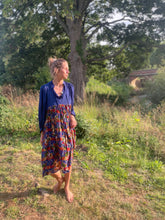 Load image into Gallery viewer, Vintage Sari Silk Dress Kimono
