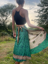 Load image into Gallery viewer, Vintage Sari Skirt
