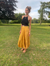 Load image into Gallery viewer, Vintage Silk Sari Skirt
